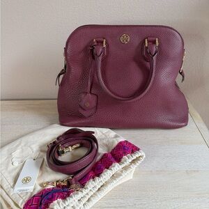 TORY BURCH ROBINSON PEBBLED OPEN DOME SATCHEL Deep Berry